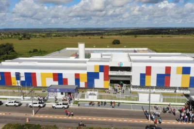 Em Crisópolis, Governo do Estado entrega obras de Educação, Segurança e Infraestrutura