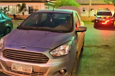 PRF recupera carro de locadora que foi negociado em troca de imóvel
