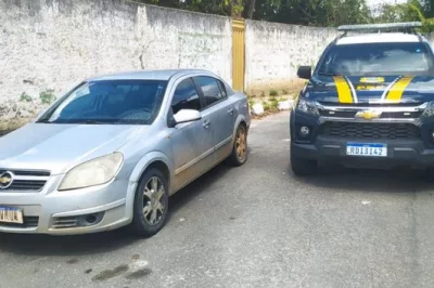 Após denúncia de roubo, PRF recupera veículo e prende assaltantes na BR-101