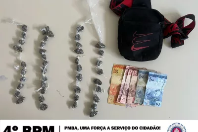 Policiais do Quarto Batalhão realizam apreensão de drogas e prendem dois suspeitos de tráfico em Sátiro Dias