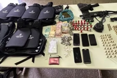 Pistola, revólver, coletes balísticos e R$ 4,8 mil são apreendidos em Santo Amaro