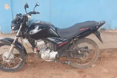 PRF recupera motocicleta roubada em Cristópolis