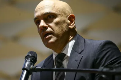 Moraes autoriza quebra de sigilo bancário de Bolsonaro e Michelle