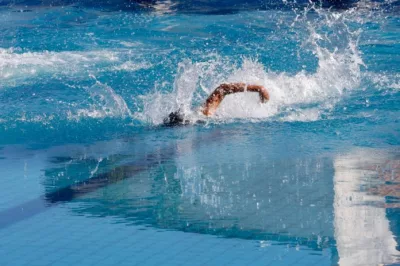 Nadadora baiana conquista medalha inédita nos Jogos da Juventude