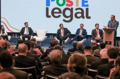 Governo cria normas para compartilhamento de postes de energia