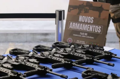 Com investimento de R$ 11,4 milhões, 590 fuzis e 1.075 pistolas são entregues para Polícia Militar da Bahia