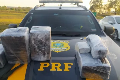PRF apreende 17kg de cocaína e 15kg de maconha em automóvel na BR 116