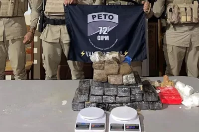 Polícia encontra 27 kg de drogas enterrados em trilha na cidade de Itacaré