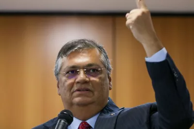 Exigência do uso de câmeras dificulta apoio aos estados, diz Dino