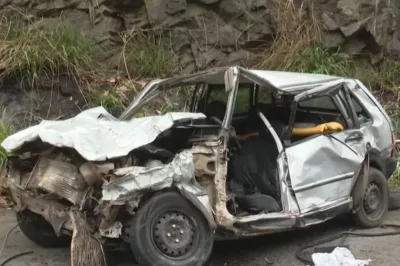 Motorista morre após carros baterem de frente na BR 101