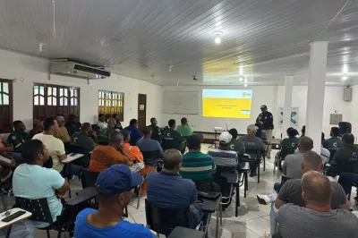 Segurança no trânsito: PRF realiza palestra educativa em Catu