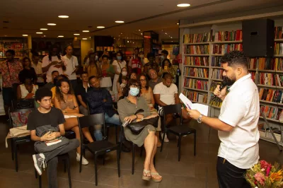Projeto “Trinca da Mira” realiza oficinas gratuitas de dramaturgia em Alagoinhas