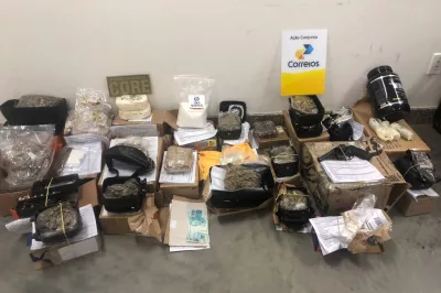 Denarc e Core apreendem 10kg de drogas e uma arma de fogo na Operação Correios