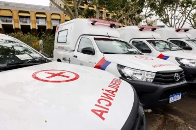 Governo da Bahia entrega 68 ambulâncias tipo van para 66 municípios baianos