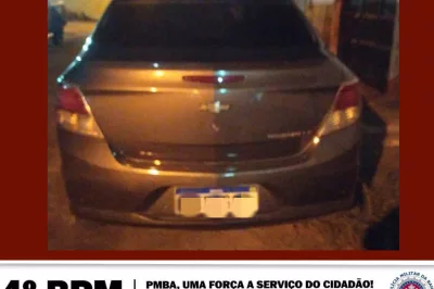 Em Alagoinhas, policiais do Quarto Batalhão recuperam veículo roubado