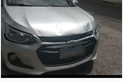 Alagoinhas: policiais do Quarto Batalhão prendem suspeito de participar de assalto a loja no centro da cidade e recuperam carro roubado