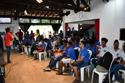 Decolonizar para avançar: culminância do Novembro Negro leva centenas de estudantes ao Centro de Cultura