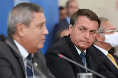 Corregedor eleitoral rejeita duas ações contra Bolsonaro e Braga Netto
