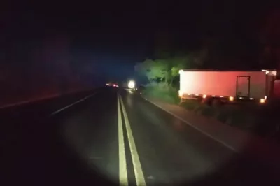 Acidente entre caminhão e caminhonete deixa um morto na Bahia