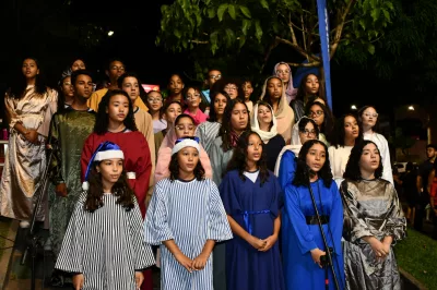 Em Alagoinhas, cerca de mil pessoas apreciam Cantata de Natal na Praça Rui Barbosa