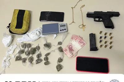 Alagoinhas: policiais do 4° BPM apreendem arma de fogo e drogas na rua do Catu