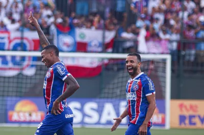 Bahia bate o Bahia de Feira e assume a liderança do Campeonato Baiano