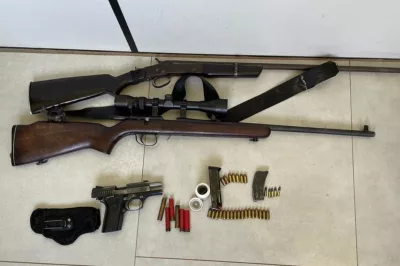 Dupla é presa por porte ilegal de armas no extremo oeste baiano