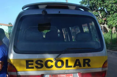Projeto torna obrigatório sensor e alarme para alertar sobre criança esquecida em van escolar