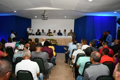 Parque de Iluminação Pública de Alagoinhas será ampliado e modernizado; contrato da PPP foi assinado nesta quarta-feira (07)
