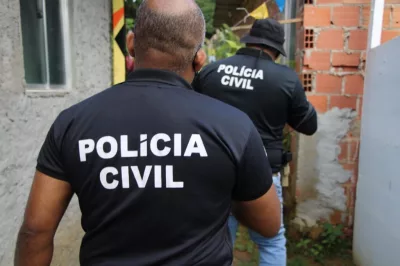 Polícia Civil estoura cativeiro e liberta vítimas de sequestro em Lauro de Freitas