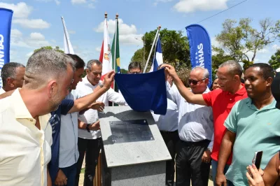 Alagoinhas: Pedra fundamental para construção das unidades Sesi/Senai é lançada