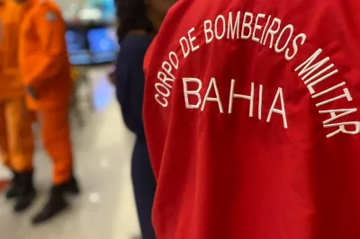 Sargento BM orienta mãe e salva vida de bebê de dois meses com manobra de desengasgo