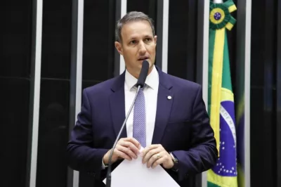 Câmara aprova projeto que restringe saída temporária de presos