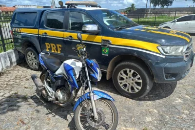 PRF recupera em Alagoinhas moto roubada em Lauro de Freitas