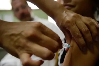 Esquema de vacinação contra HPV é prorrogado até dezembro