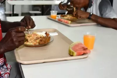Governo Joaquim Neto investe anualmente mais de 1 milhão e meio de reais no Restaurante Popular de Alagoinhas