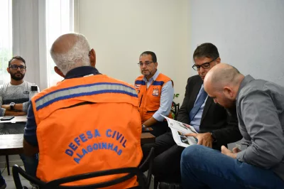 Prefeitura de Alagoinhas recebe visita de representantes da Defesa Civil Estadual para reunião estratégica