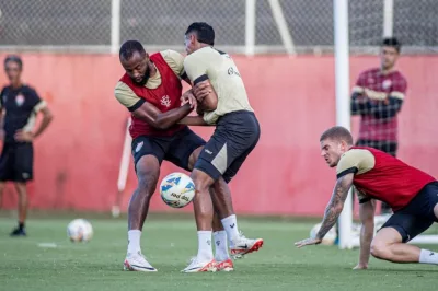 Vitória se reapresenta após virada no Barradão e inicia preparação para a decisão na Fonte Nova