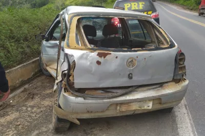 Em Itabela, PRF recupera veículo com registro de furto