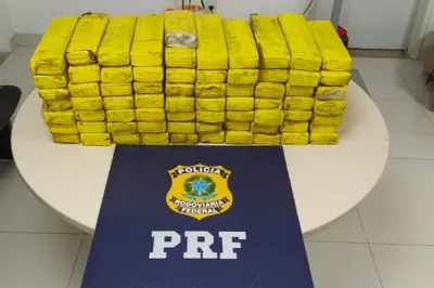 Em Vitória da Conquista, PRF aprende mais de 50kg de maconha