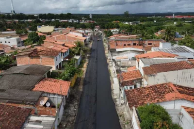 Alagoinhas+: Asfalto chega à rua São Paulo, no Jardim Petrolar