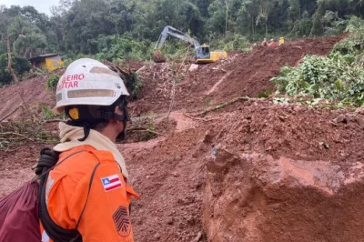Bombeiros baianos já resgataram mais de 160 vítimas das chuvas no Rio Grande do Sul