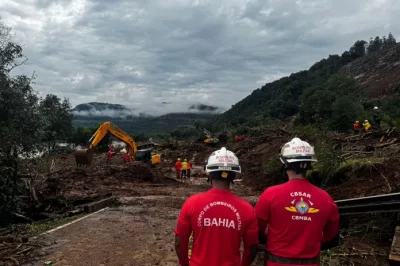 Bombeiros da Bahia continuam nas buscas por desaparecidos no Rio Grande do Sul