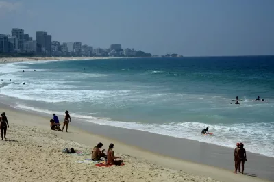Senado retoma debate de PEC que pode privatizar praias
