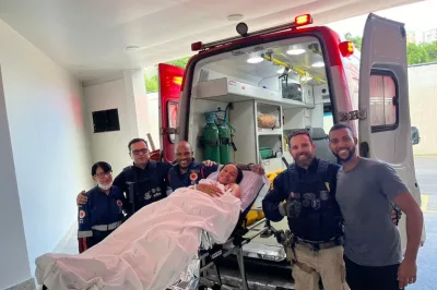 PRF presta assistência à mulher em trabalho de parto na BR-324