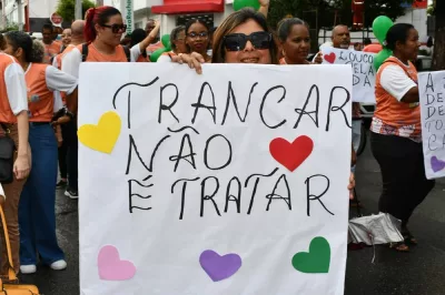 Em Alagoinhas, 1ª Caminhada Orgulho Louco mobiliza sociedade em prol da luta antimanicomial