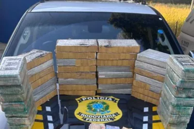 PRF apreende 44 kg de cocaína escondidas em compartimentos ocultos em veículo na BR-242