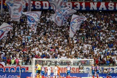 Bahia derrota o Fortaleza e segue na cola pela liderança do Brasileirão