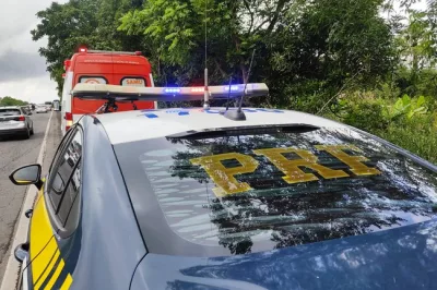 PRF socorre pedestre desorientado na BR 324 e promove encontro com a sua família