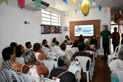 Junho Violeta: Prefeitura de Alagoinhas debate Violência contra a Pessoa Idosa